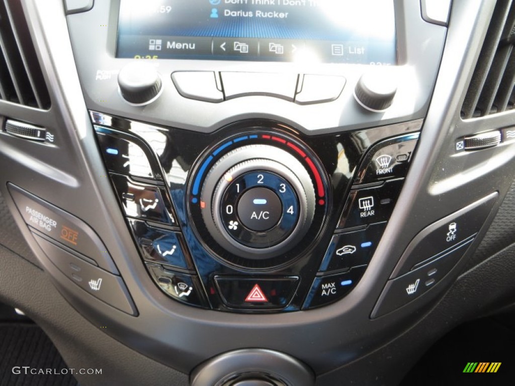 2013 Hyundai Veloster Turbo Controls Photo #83042905