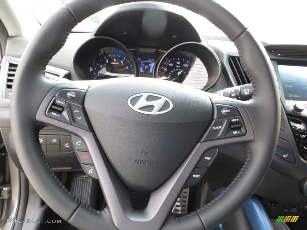 2013 Hyundai Veloster Turbo Blue Steering Wheel Photo #83042985