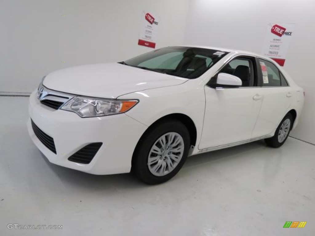 2013 Camry LE - Super White / Ivory photo #3