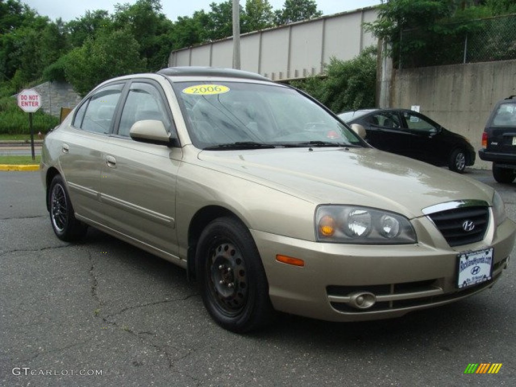 2006 Elantra GLS Sedan - Champagne Beige / Beige photo #3