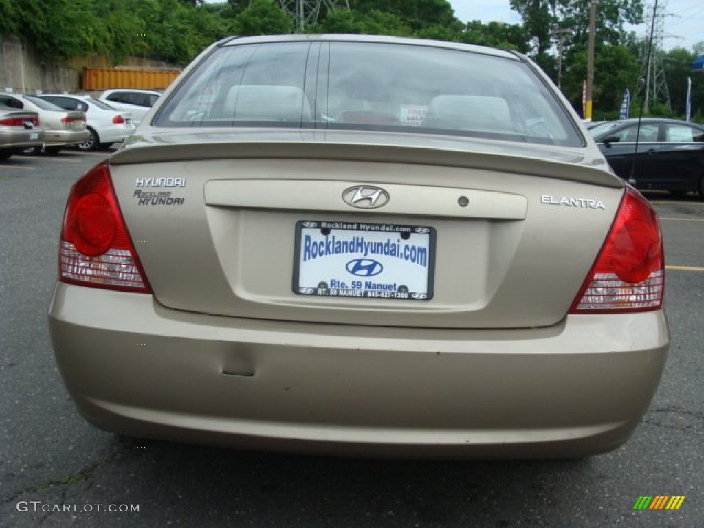 2006 Elantra GLS Sedan - Champagne Beige / Beige photo #5