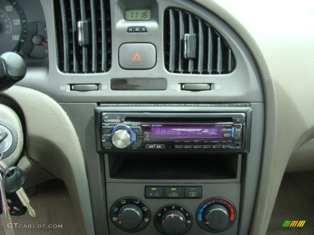 2006 Elantra GLS Sedan - Champagne Beige / Beige photo #17