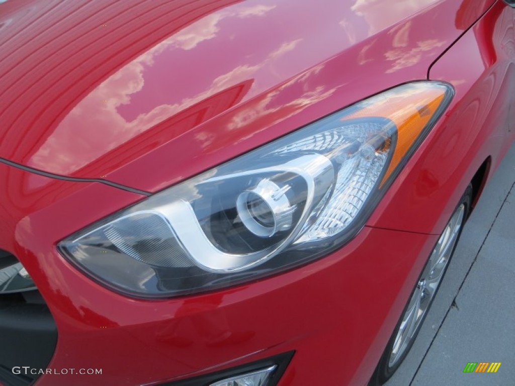 2013 Elantra GT - Volcanic Red / Beige photo #44