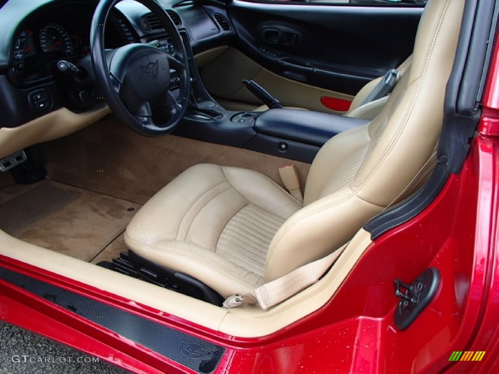 2000 Corvette Coupe - Magnetic Red Metallic / Light Oak photo #10
