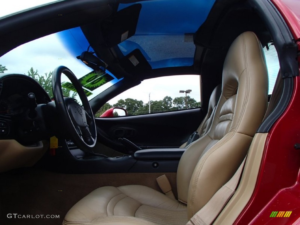 2000 Corvette Coupe - Magnetic Red Metallic / Light Oak photo #11