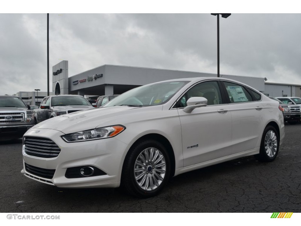 2013 Fusion Hybrid SE - White Platinum Metallic Tri-coat / Dune photo #3