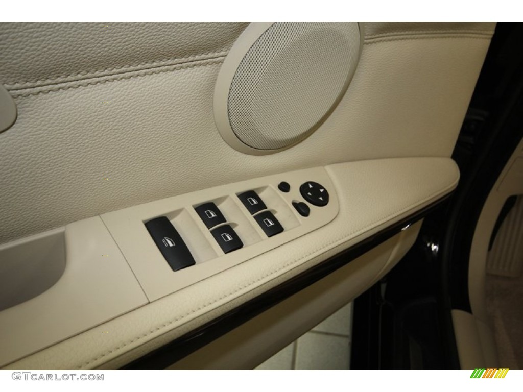 2010 3 Series 328i Convertible - Black Sapphire Metallic / Cream Beige photo #17