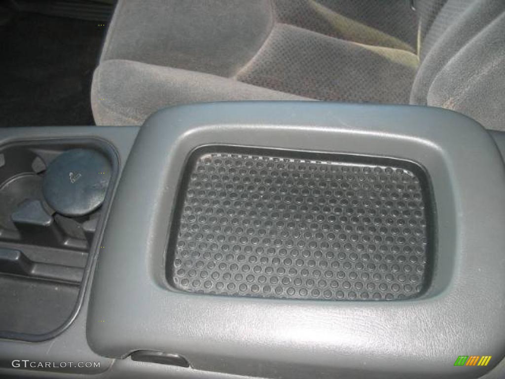 2003 Silverado 1500 LS Extended Cab - Dark Gray Metallic / Medium Gray photo #15