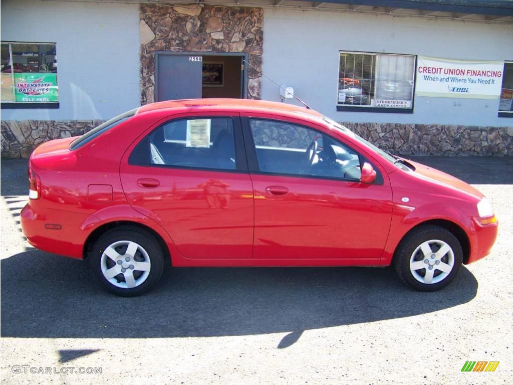 2006 Aveo LS Sedan - Victory Red / Charcoal photo #6