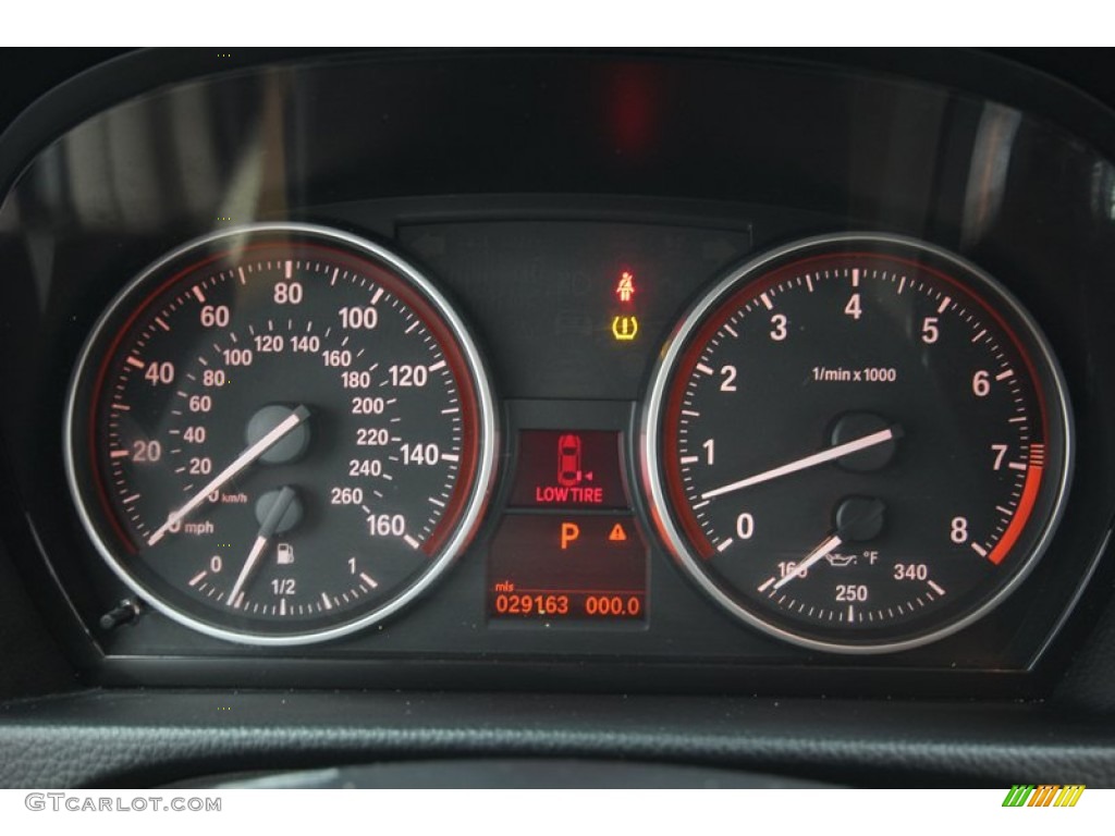 2010 3 Series 328i Convertible - Black Sapphire Metallic / Cream Beige photo #40