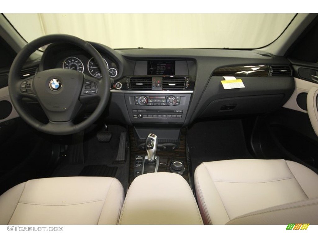 2014 BMW X3 xDrive28i Oyster Dashboard Photo #83050737