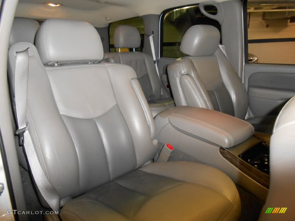 2004 GMC Yukon Denali AWD Front Seat Photo #83053902