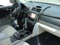 Super White - Camry LE Photo No. 20
