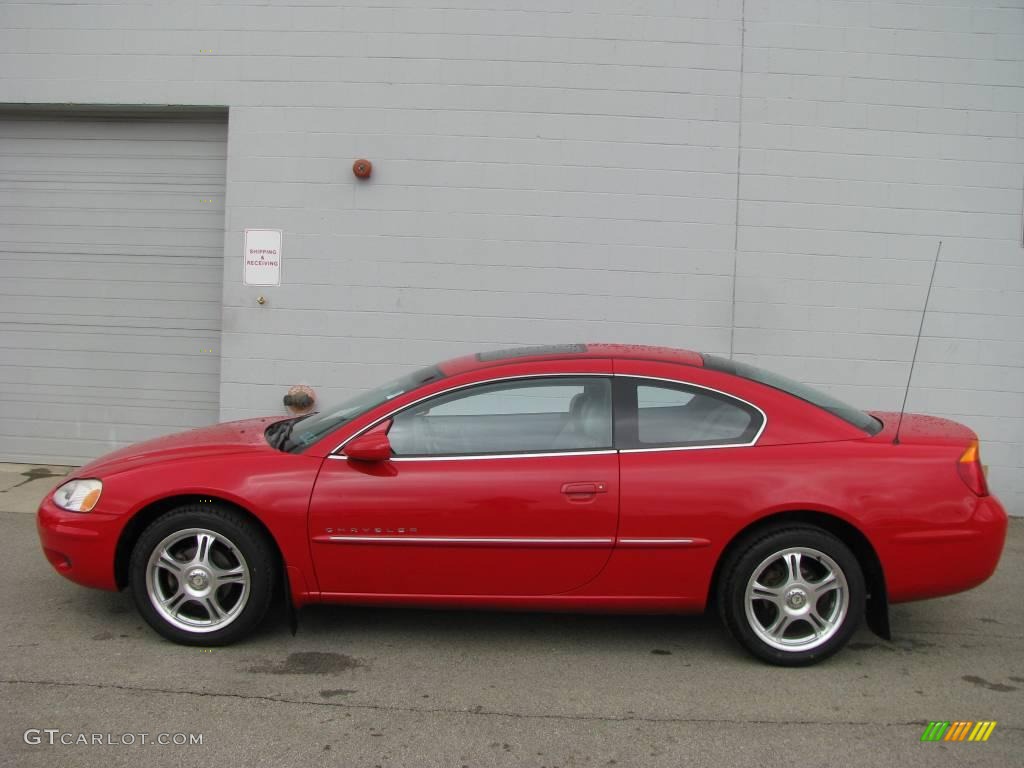 2001 Sebring LXi Coupe - Indy Red / Black/Light Gray photo #2