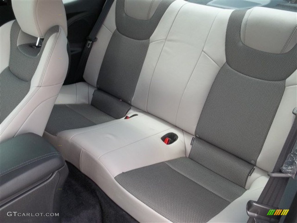 2013 Genesis Coupe 2.0T Premium - White Satin Pearl / Gray Leather/Gray Cloth photo #9