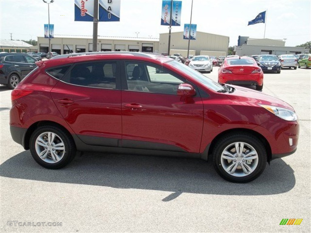 2013 Tucson Limited - Garnet Red / Taupe photo #6