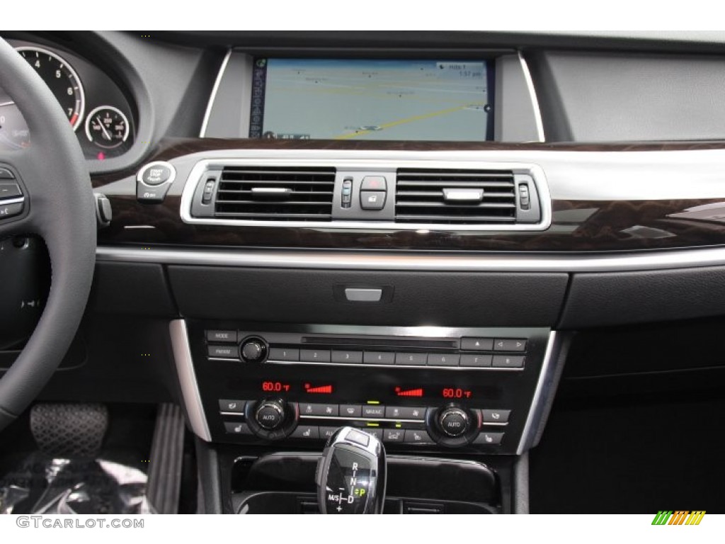 2013 BMW 5 Series 550i xDrive Gran Turismo Controls Photo #83062194