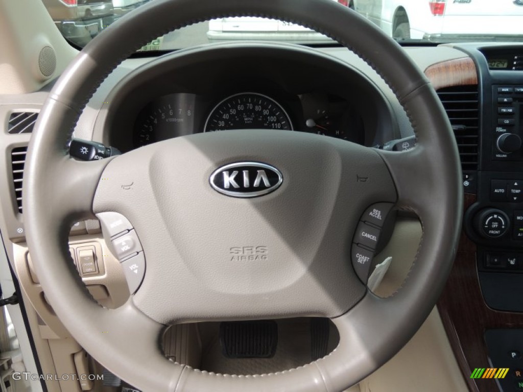 2007 Sedona EX - White / Beige photo #23