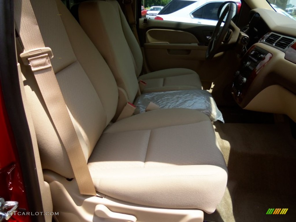 2013 Chevrolet Suburban 2500 LS 4x4 Front Seat Photos