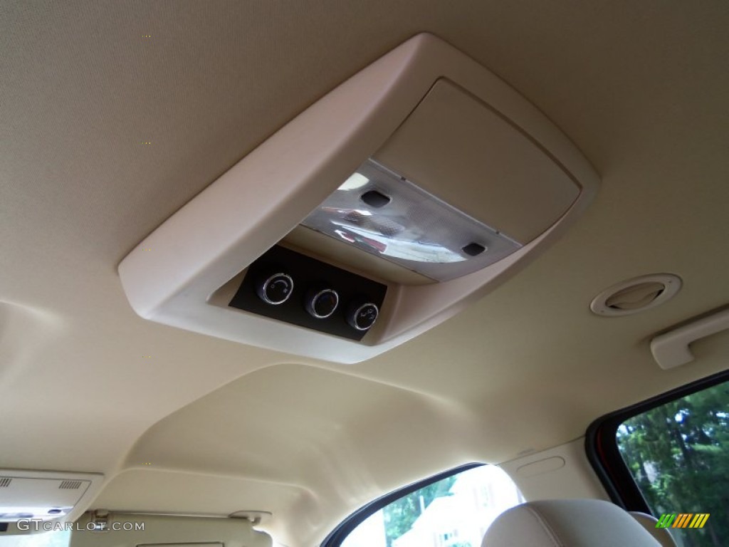 2013 Chevrolet Suburban 2500 LS 4x4 Controls Photo #83067075
