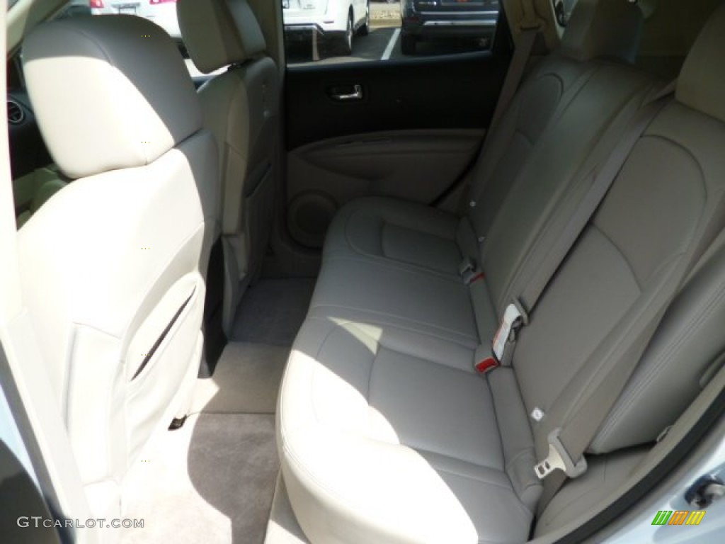2011 Rogue SL AWD - Silver Ice Metallic / Gray photo #13