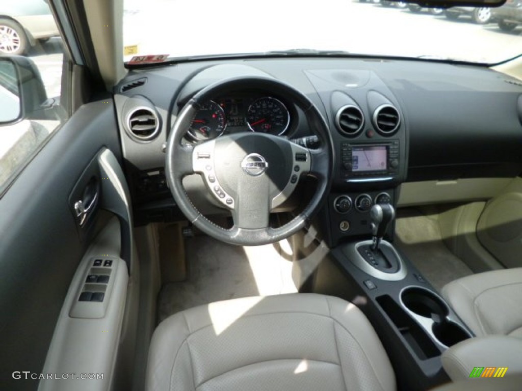 2011 Rogue SL AWD - Silver Ice Metallic / Gray photo #14