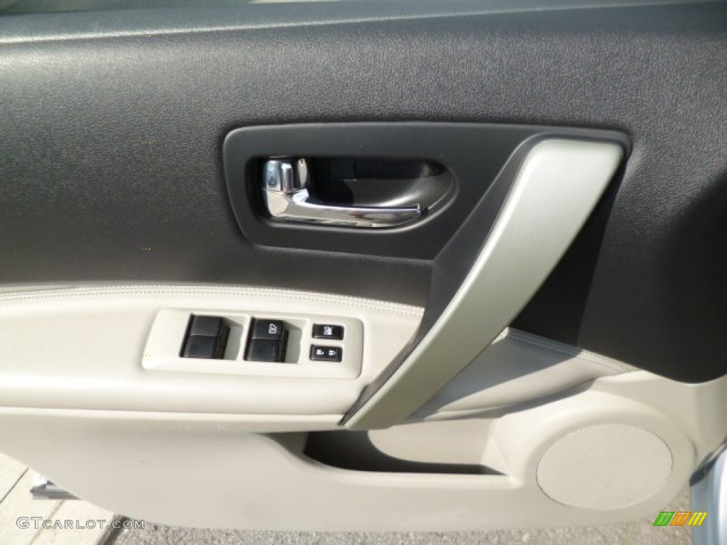 2011 Rogue SL AWD - Silver Ice Metallic / Gray photo #16