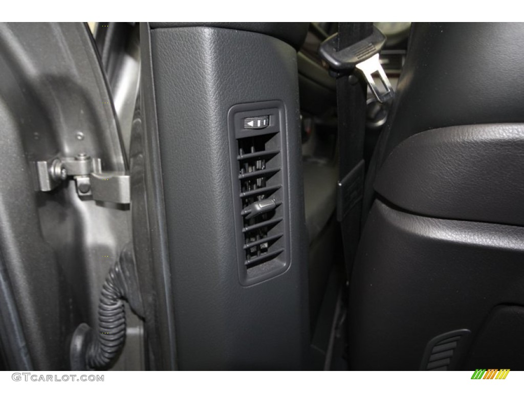 2004 A8 L 4.2 quattro - Atlas Grey Metallic / Black photo #41