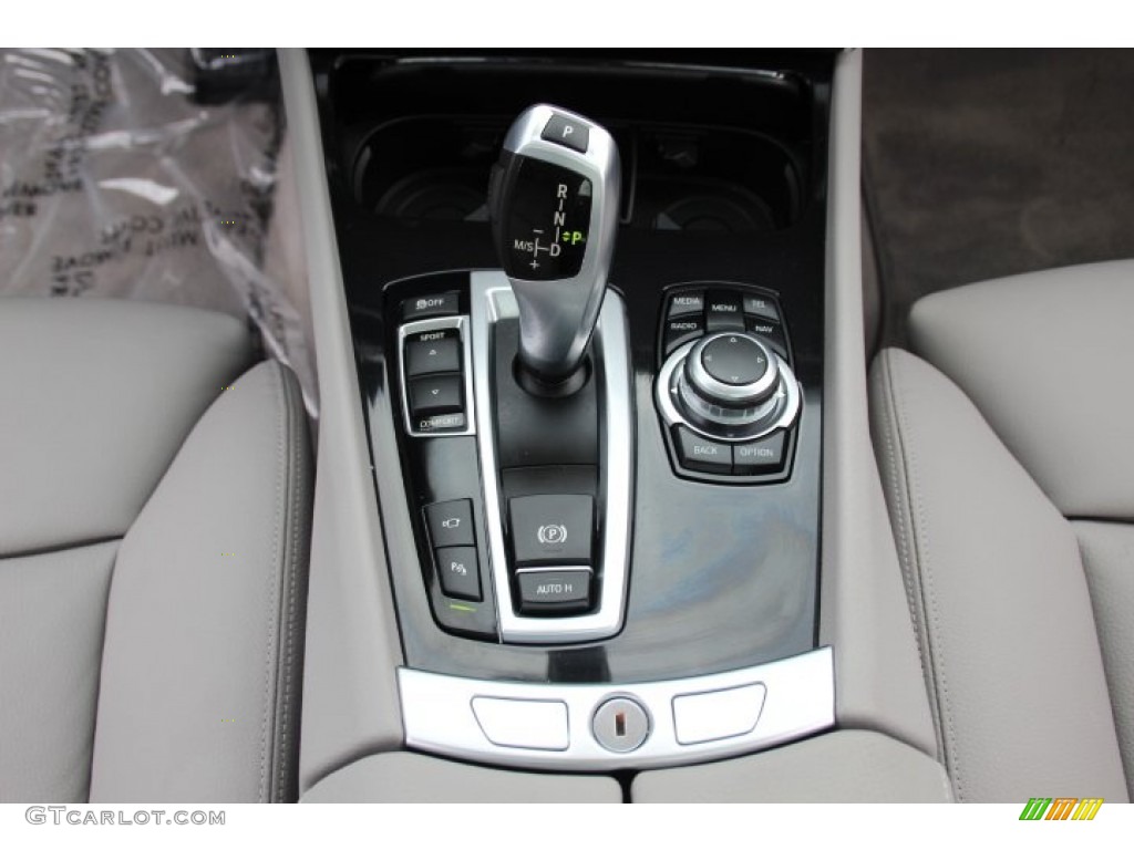 2013 BMW 5 Series 550i Gran Turismo 8 Speed Automatic Transmission Photo #83072549