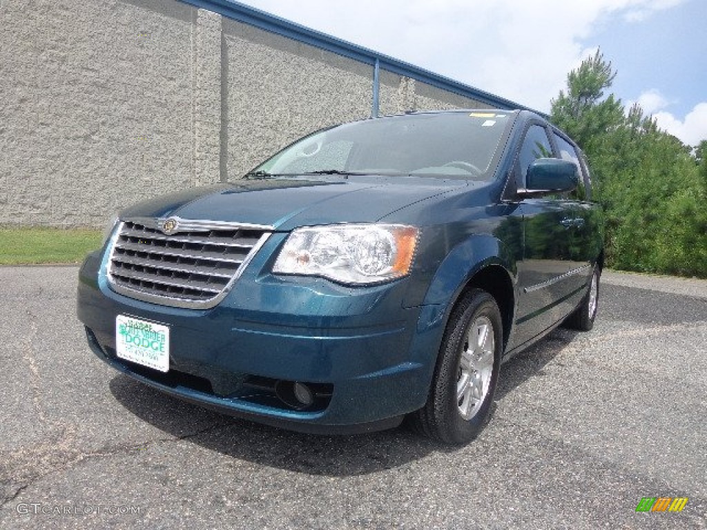 2009 Town & Country Touring - Melbourne Green Pearl / Medium Slate Gray/Light Shale photo #1