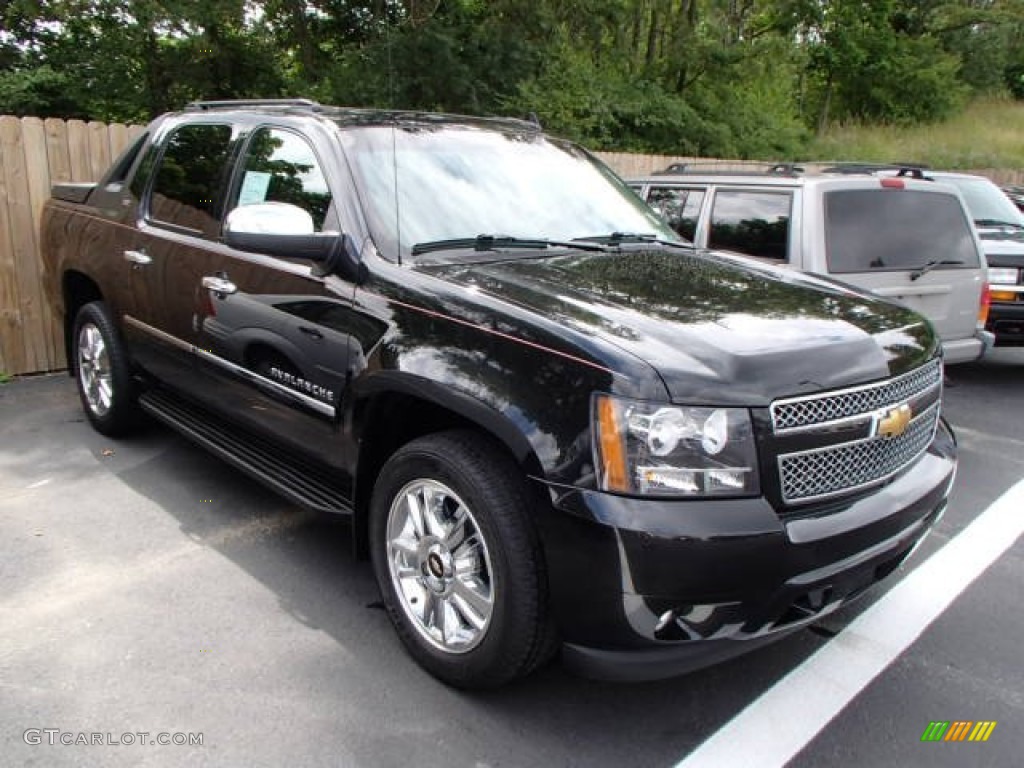 2010 Avalanche LTZ 4x4 - Black / Ebony photo #1