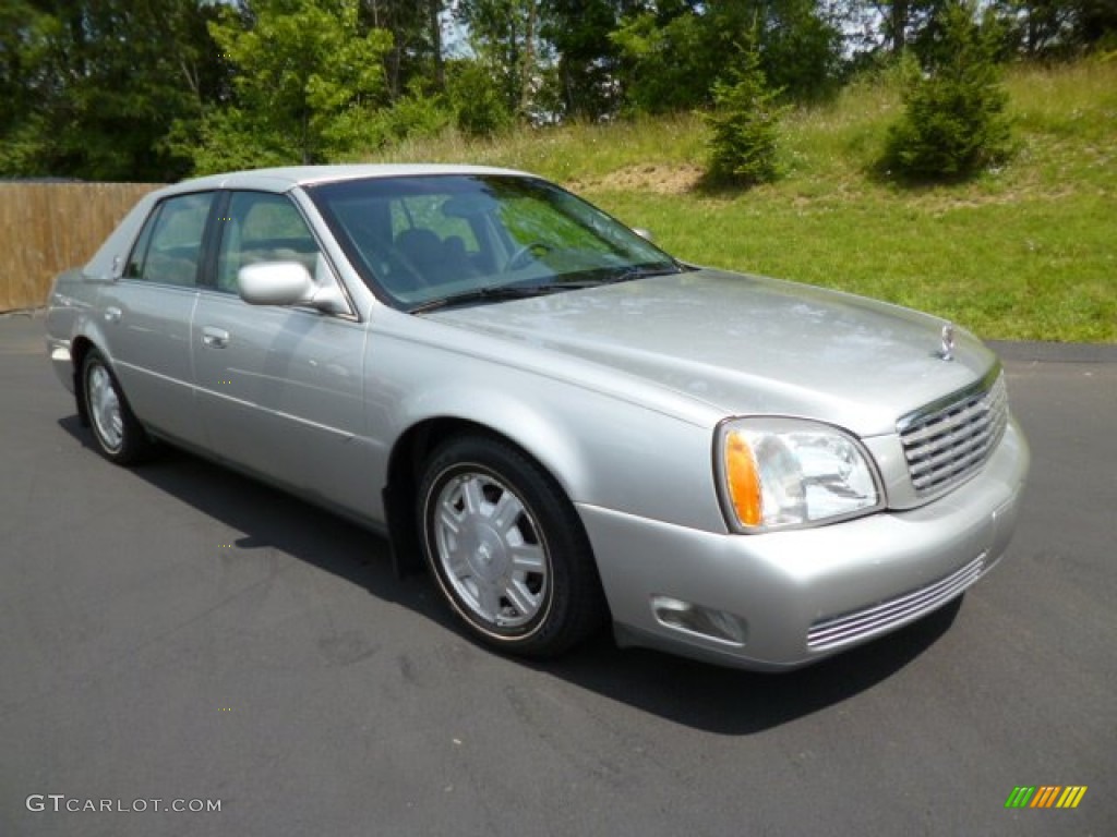 2005 DeVille Sedan - Light Platinum / Dark Gray photo #1