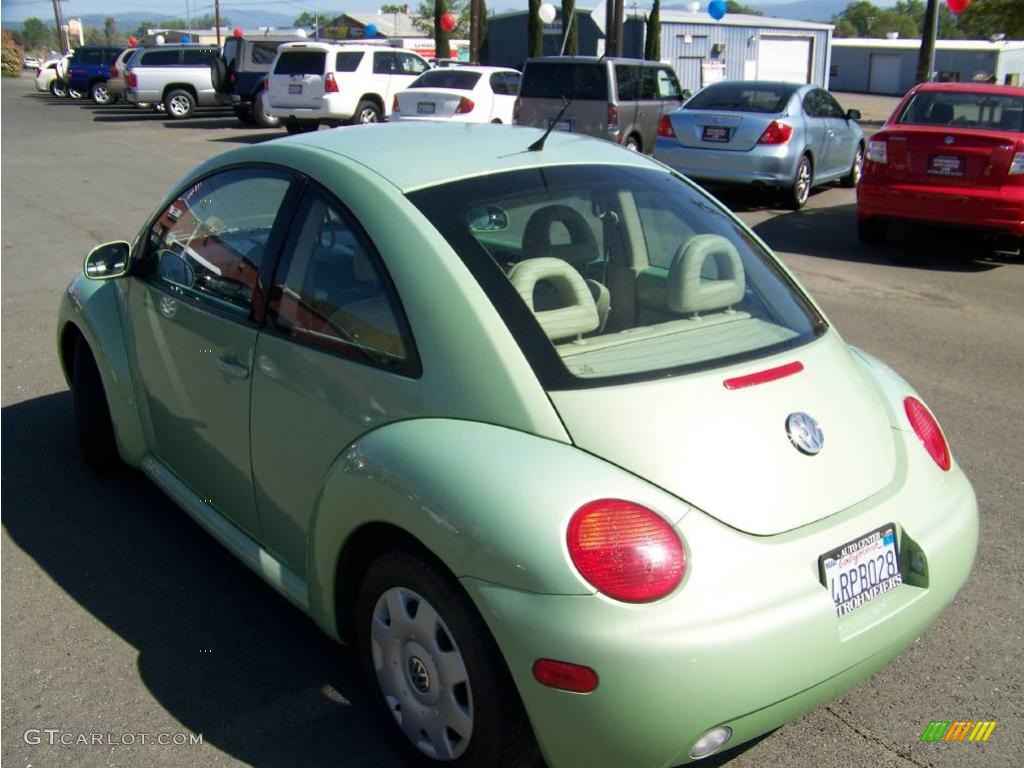 2001 New Beetle GLS Coupe - Cyber Green Metallic / Cream photo #5