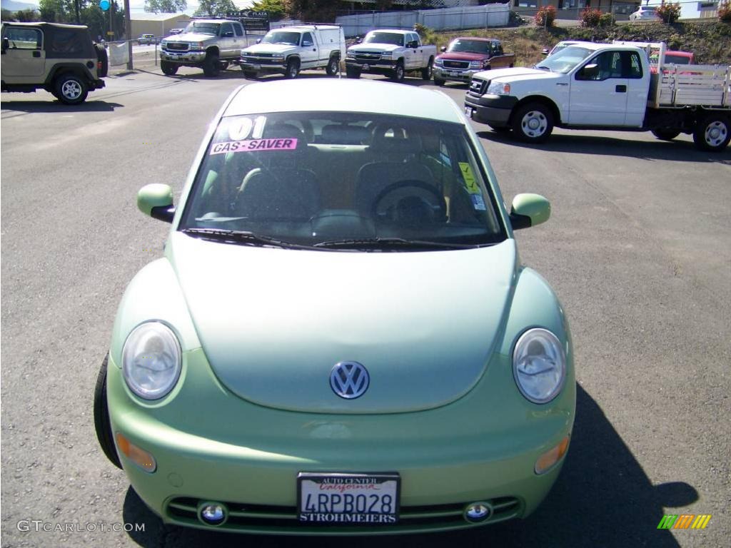 2001 New Beetle GLS Coupe - Cyber Green Metallic / Cream photo #8