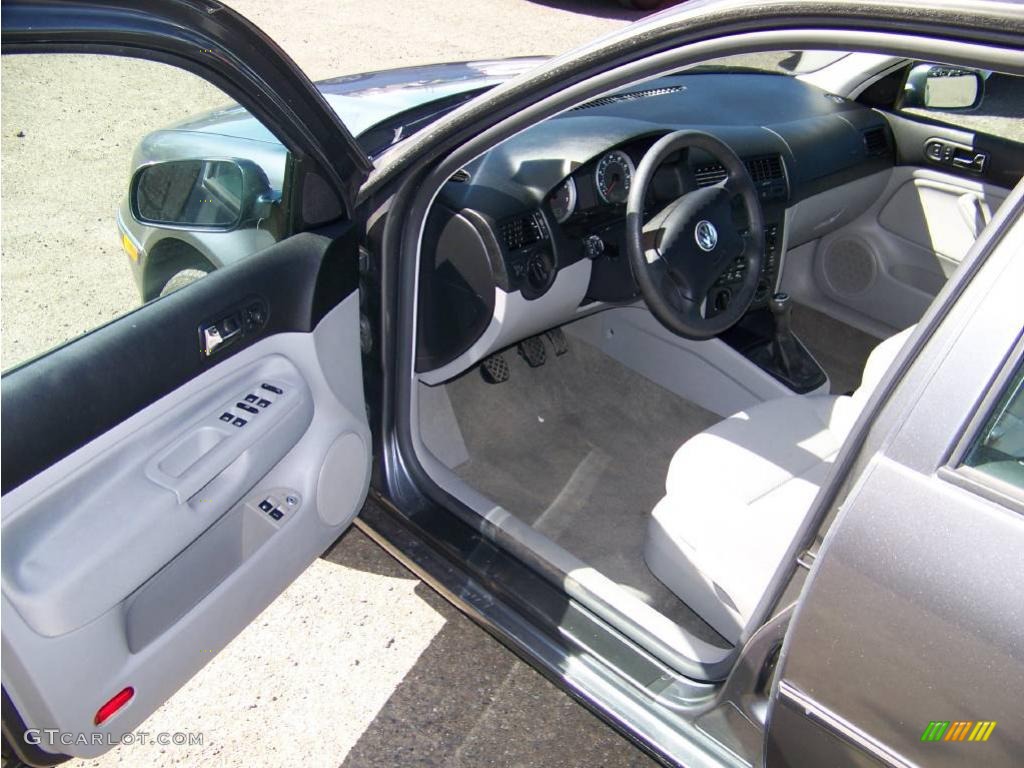 2004 Jetta GLS Sedan - Platinum Grey Metallic / Grey photo #9