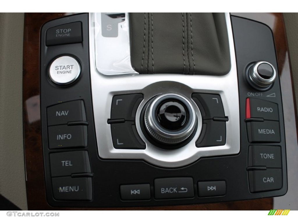 2013 Audi Q7 3.0 TDI quattro Controls Photo #83081141