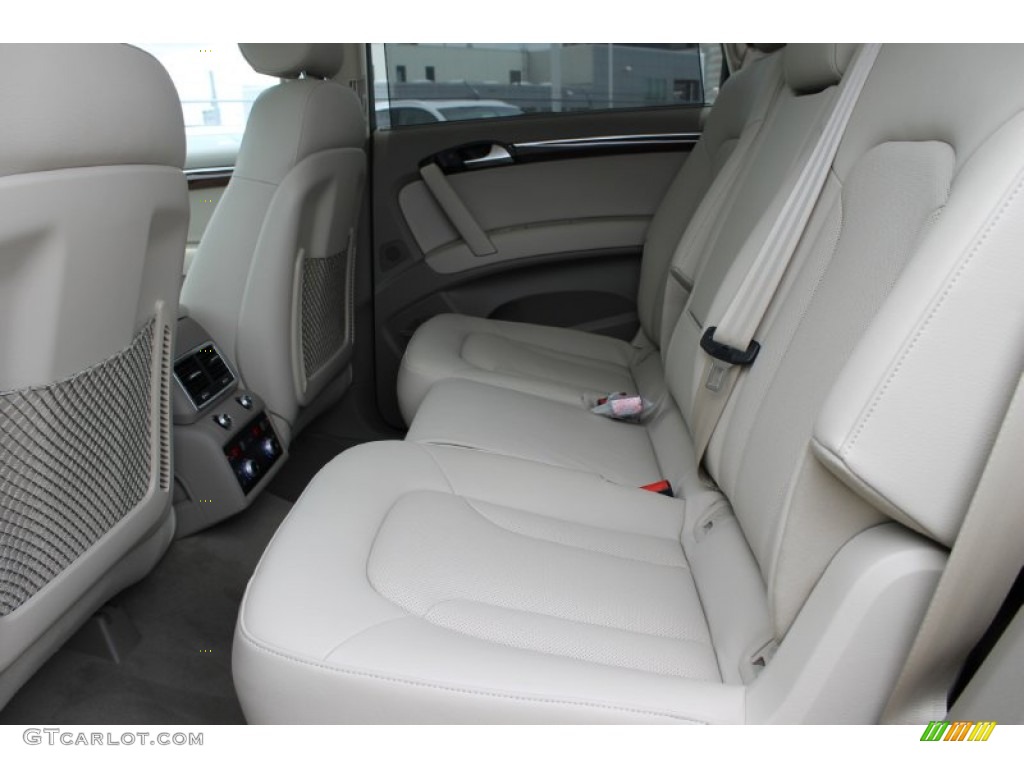 2013 Audi Q7 3.0 TDI quattro Rear Seat Photo #83081258