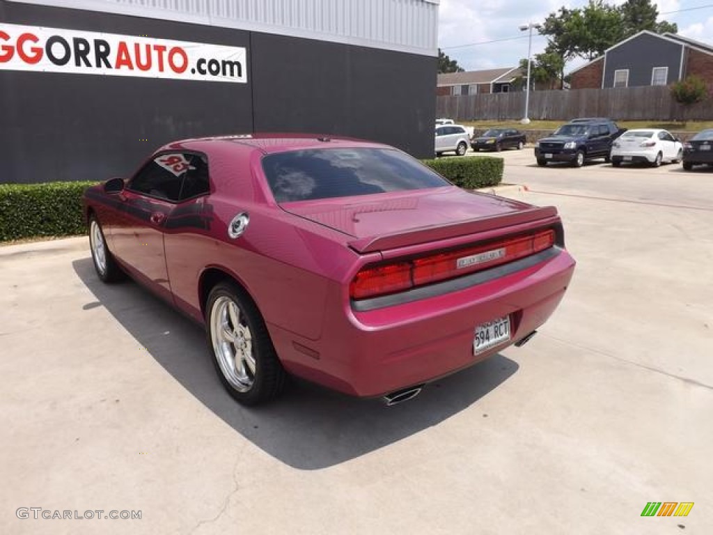 2010 Challenger R/T Classic Furious Fuchsia Edition - Furious Fuchsia / Dark Slate Gray photo #4