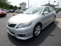 Classic Silver Metallic - Camry SE Photo No. 3