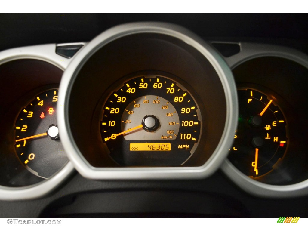 2004 Toyota 4Runner SR5 Gauges Photos