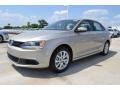 Moonrock Silver Metallic - Jetta SE Sedan Photo No. 1