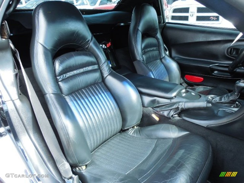 2000 Chevrolet Corvette Convertible Front Seat Photo #83091392