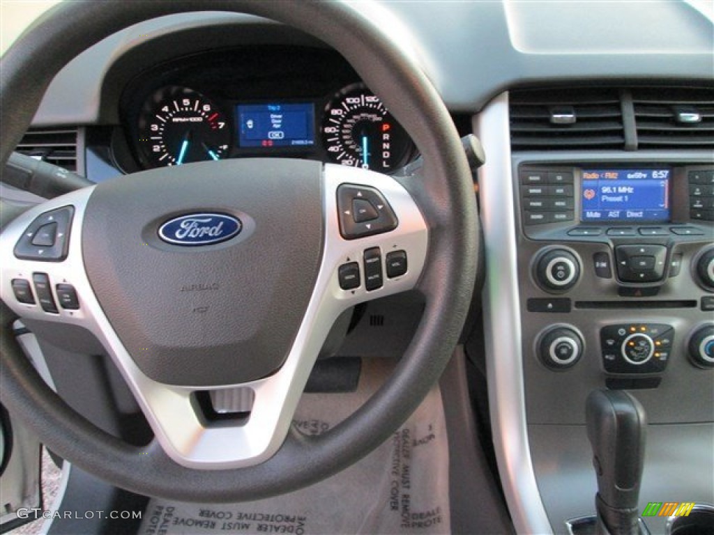 2011 Ford Edge SE Steering Wheel Photos
