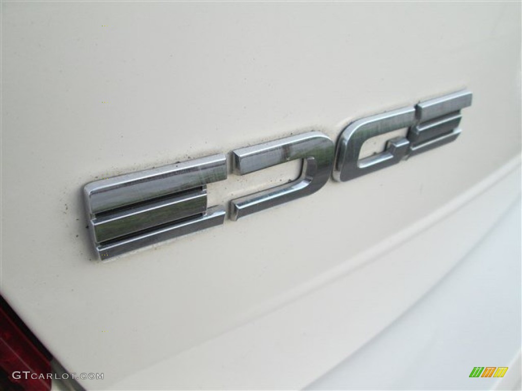 2011 Ford Edge SE Marks and Logos Photos