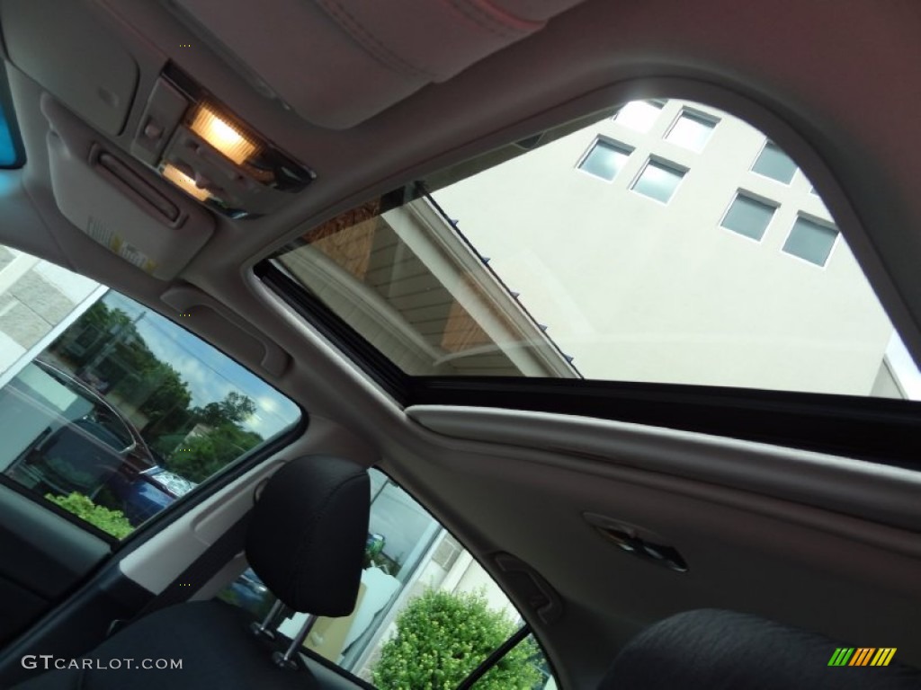 2011 Legacy 2.5i Premium - Ruby Red Pearl / Off-Black photo #12