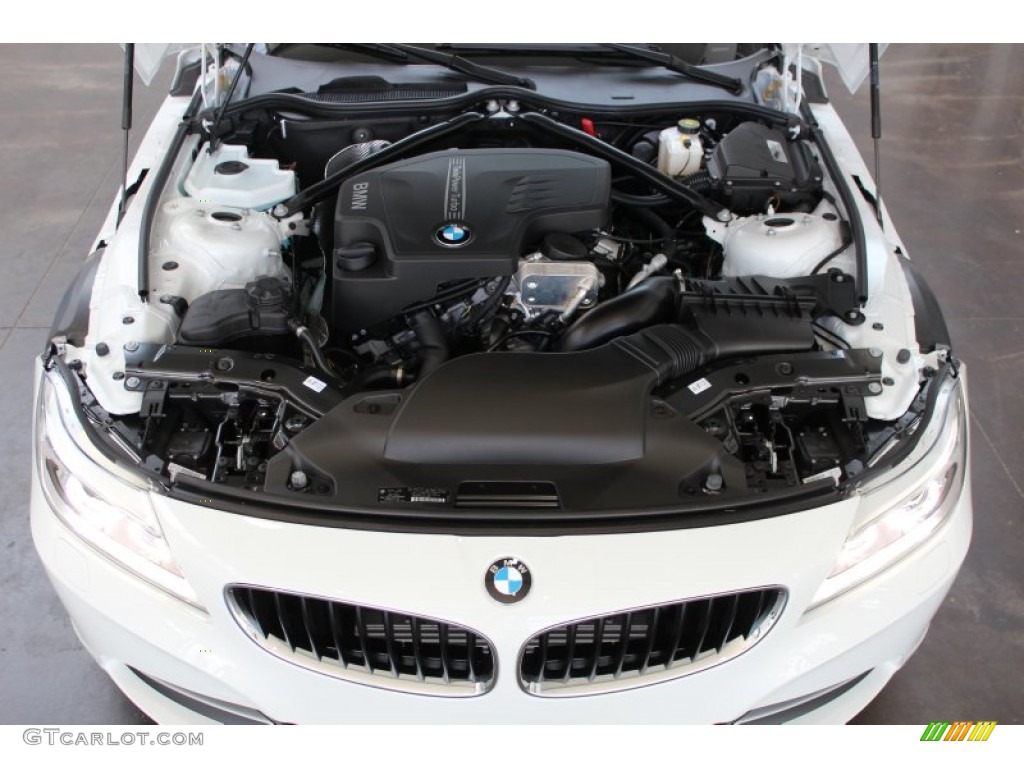 2014 BMW Z4 sDrive28i Engine Photos