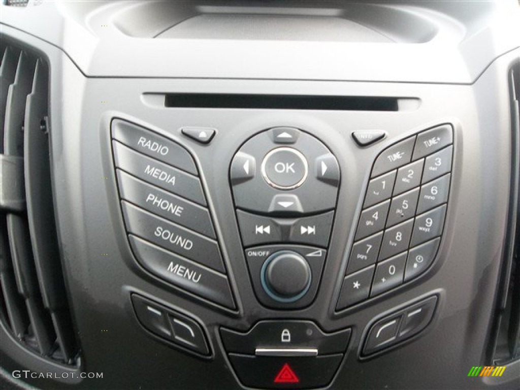 2014 Ford Escape S Controls Photo #83096369