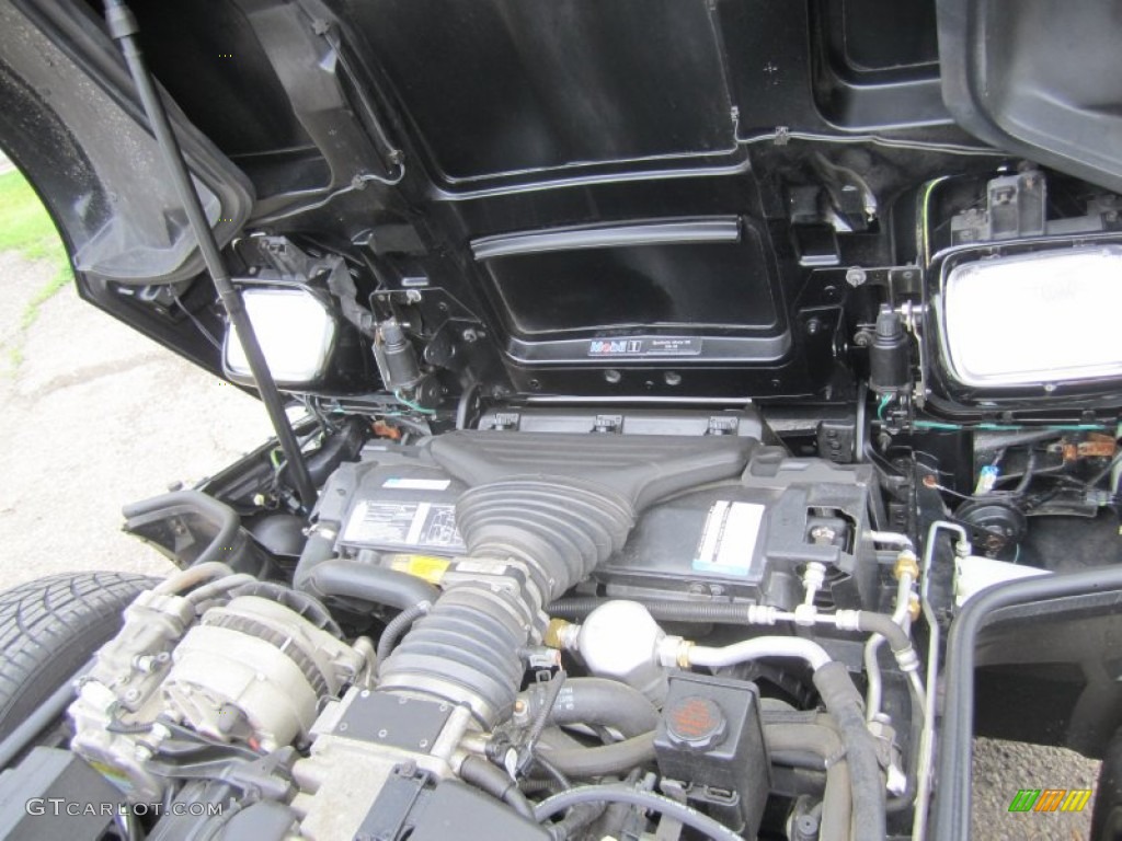 1995 Chevrolet Corvette Coupe 5.7 Liter OHV 16-Valve LT1 V8 Engine Photo #83097641