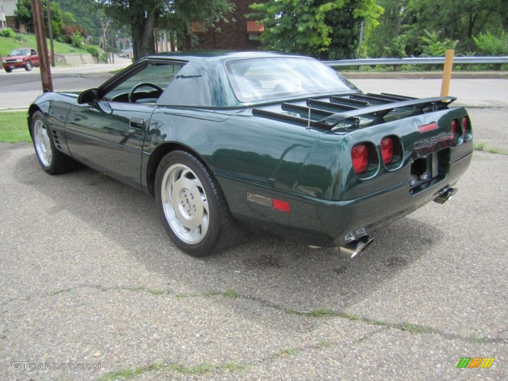 Polo Green Metallic 1994 Chevrolet Corvette Convertible Exterior Photo #83097790