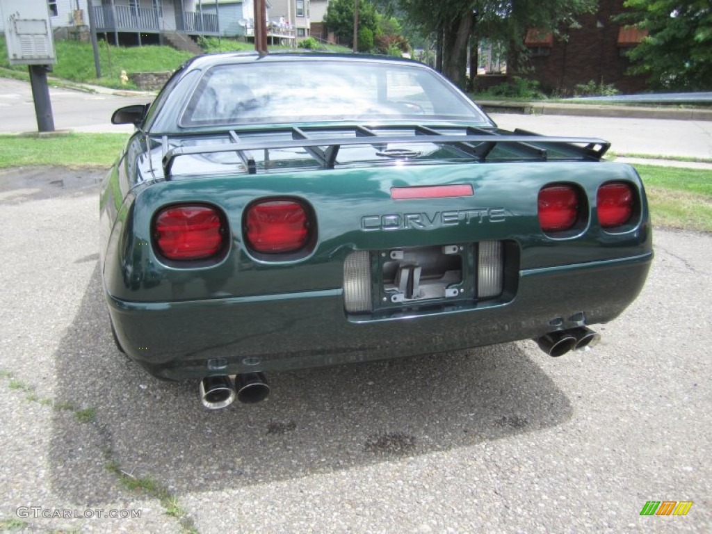 Polo Green Metallic 1994 Chevrolet Corvette Convertible Exterior Photo #83097800